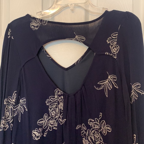 Navy/White Long Sleeve Flowy Embroidered Floral Dress - Picture 4 of 5